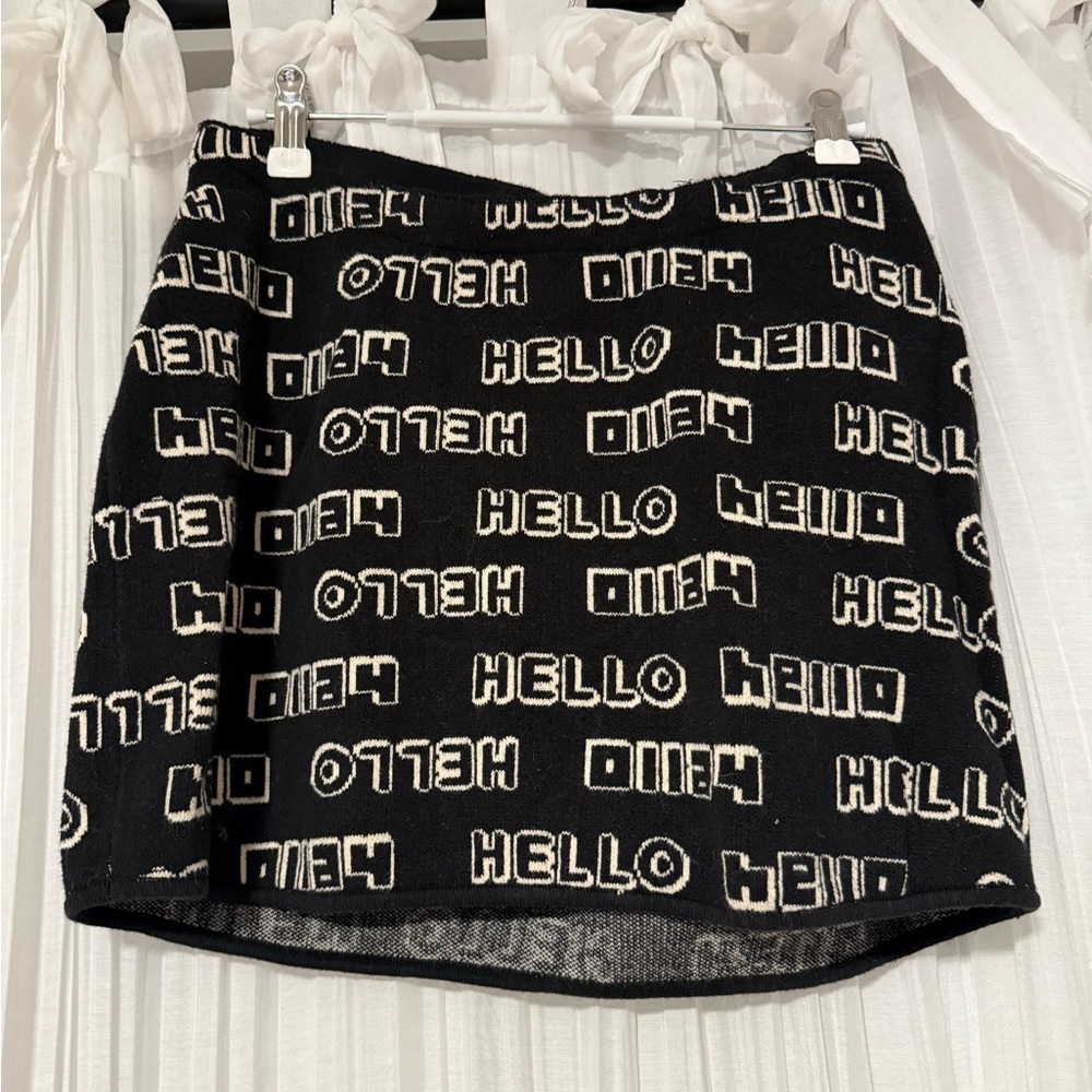 Black and White Graphic Print Skirt
